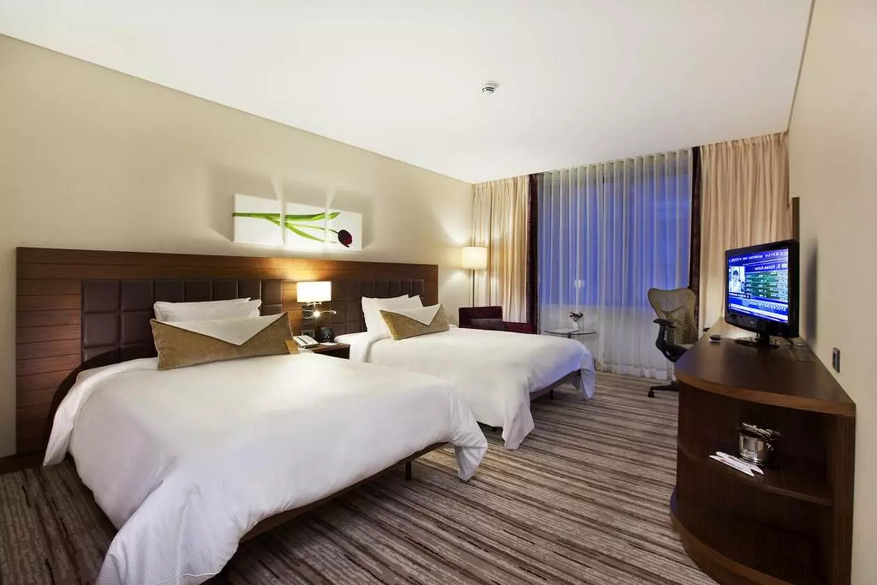 HILTONGARDENINN_SHABAVIZ (18).jpg
